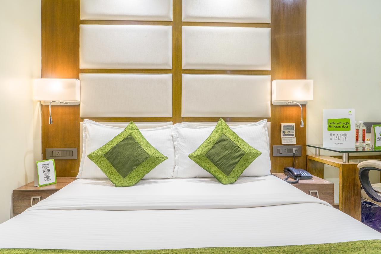 Super Inn Armoise Hotel Ahmedabad Bagian luar foto